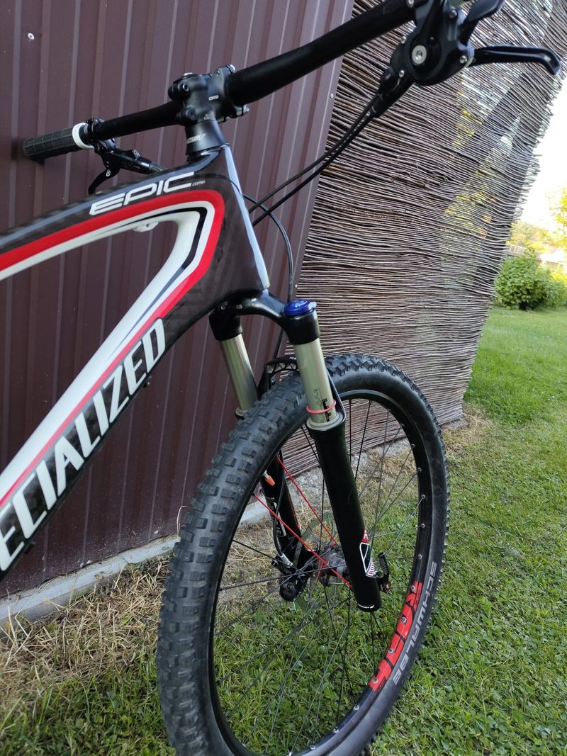 SPECIALIZED EPIC COMP POTŘEBUJI RYCHLE PRODAT