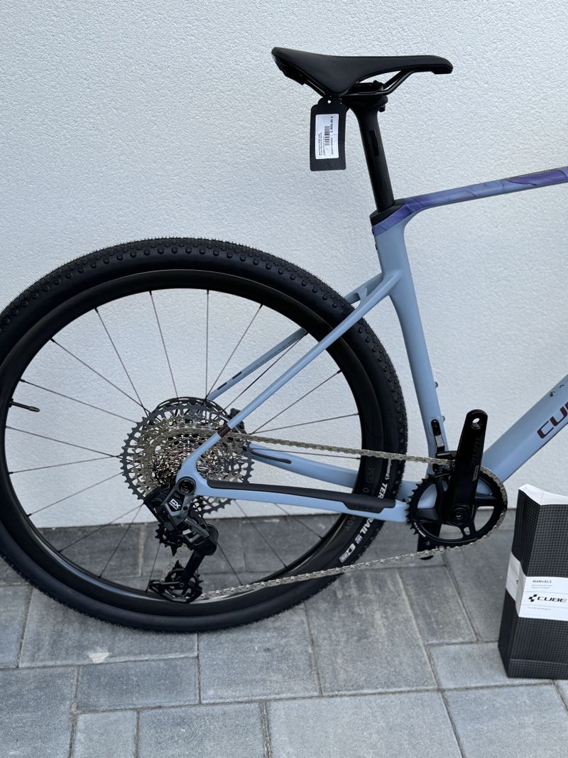 Nuroad c62 EX Pidgeon - M (173-183cm)
