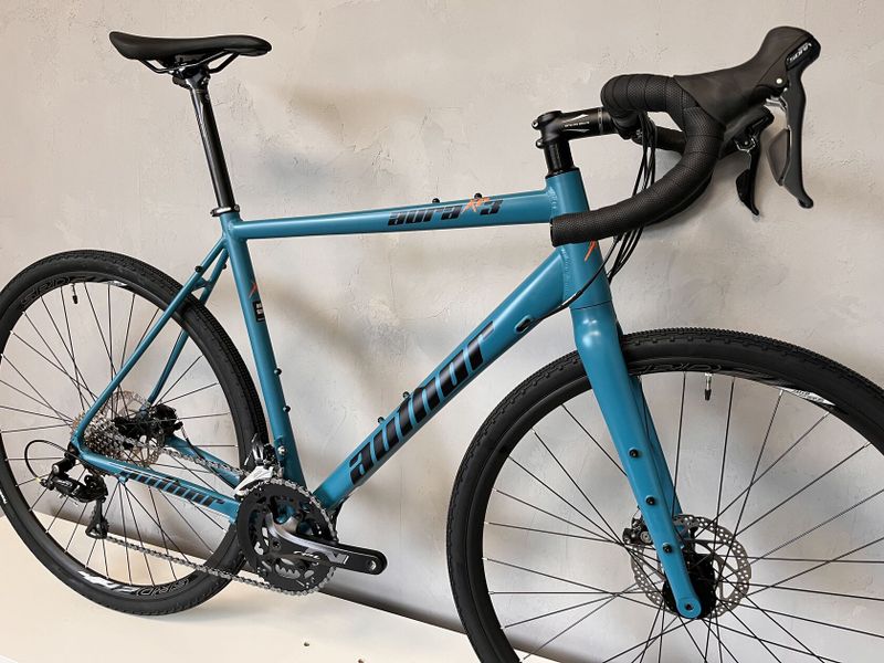 Gravel Author Aura XR3 