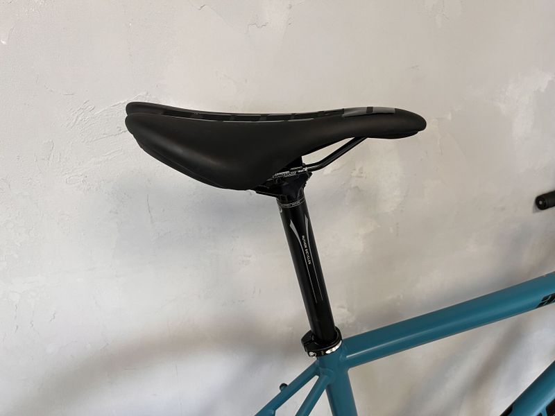 Gravel Author Aura XR3 