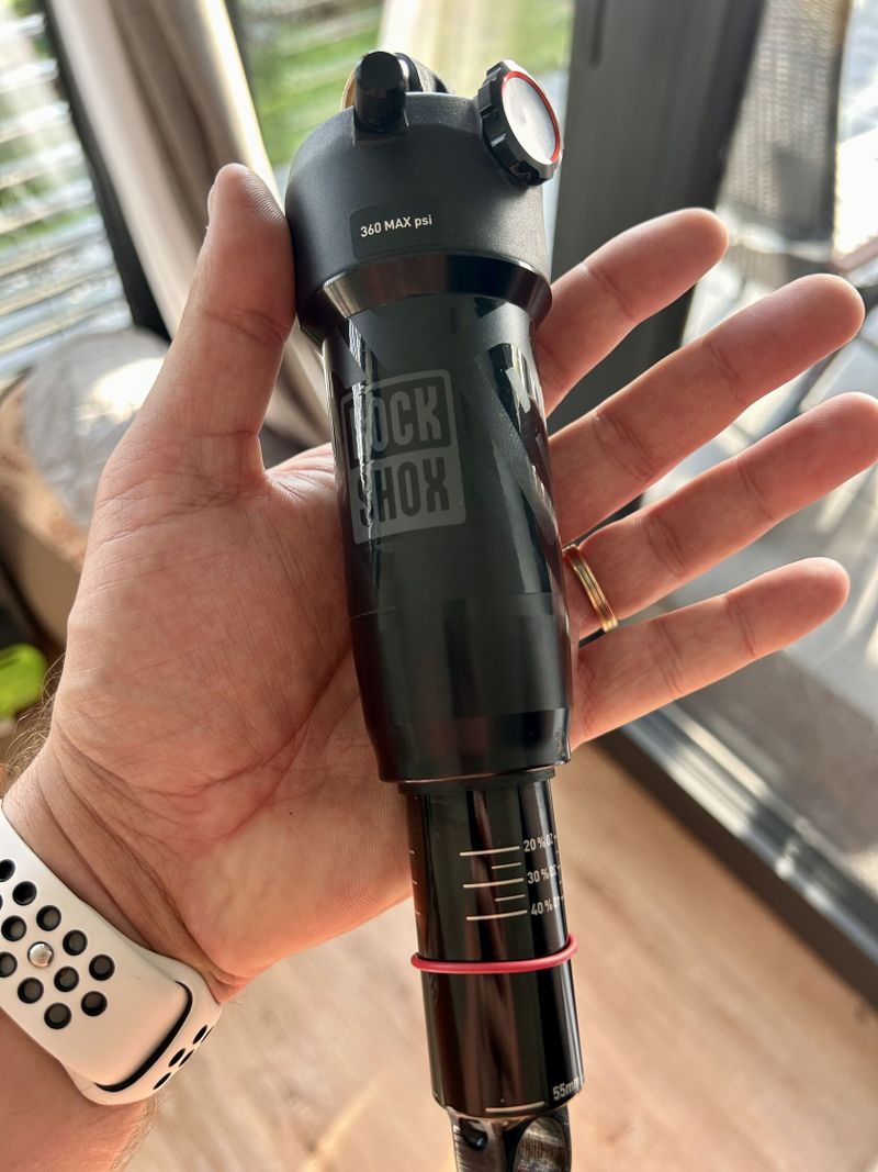 Tlumič ROCK SHOX Deluxe Select R