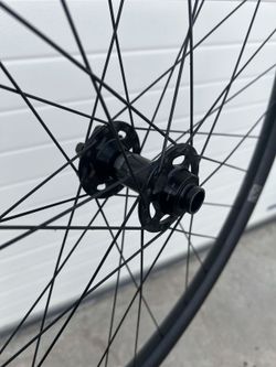 NUKEPROOF HORIZON V2