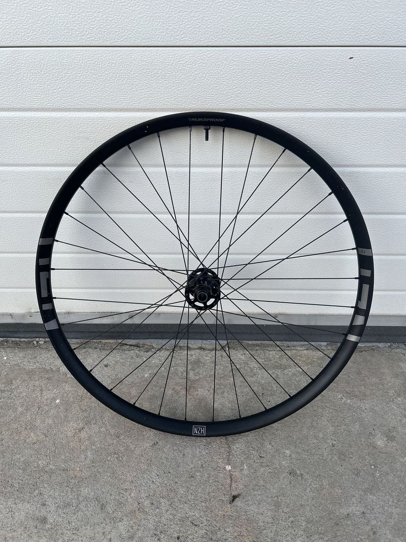 NUKEPROOF HORIZON V2