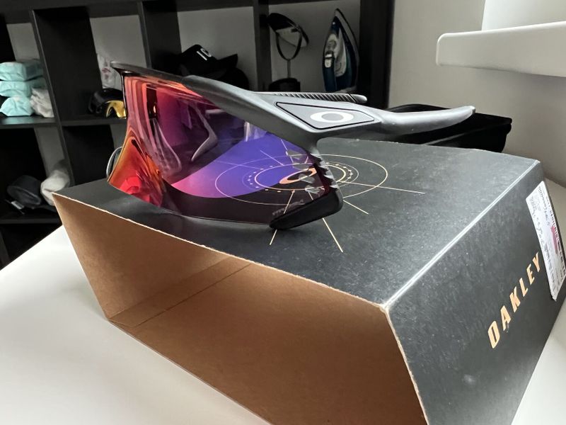 Prodám nový Oakley Velo Kato Prizm Road