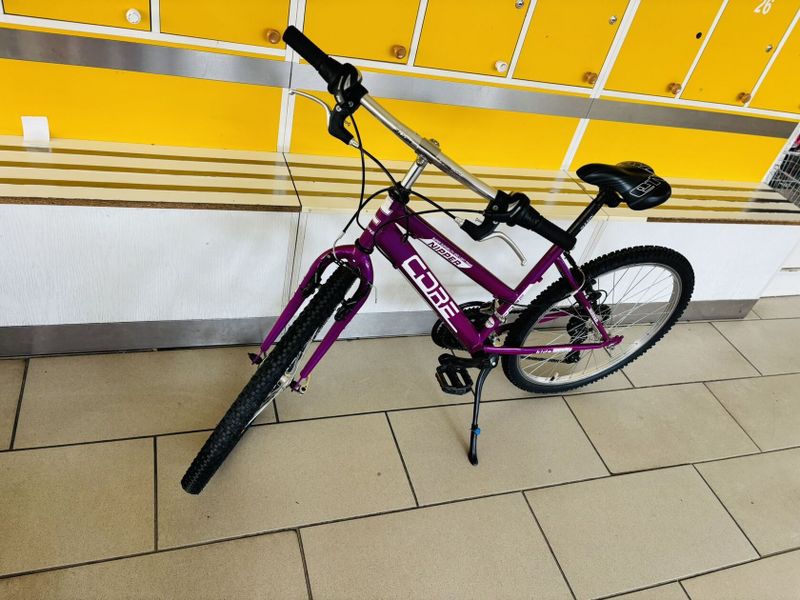 TOP stav - vysoce kvalitní dětské kolo 24" Core Nipper 24" 