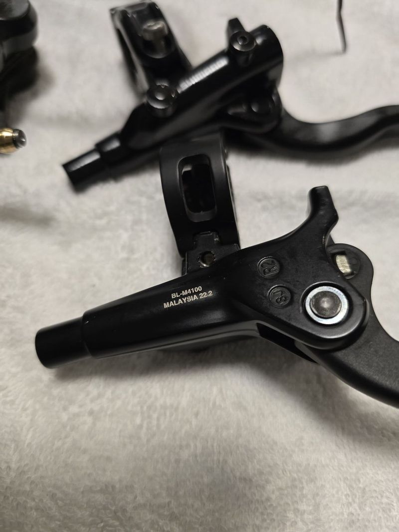 Hydraulické 4pístkové kotoučové brzdy Shimano