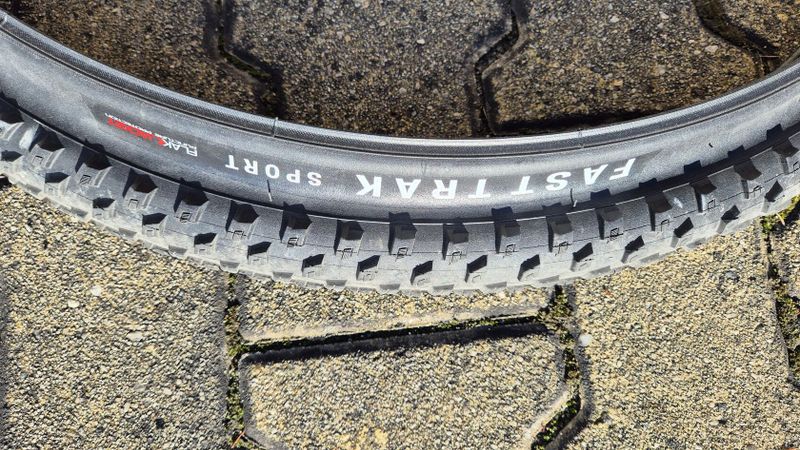 Prodám 2 ks MTB plášť Specialized Fast Trak Sport 29x2.35