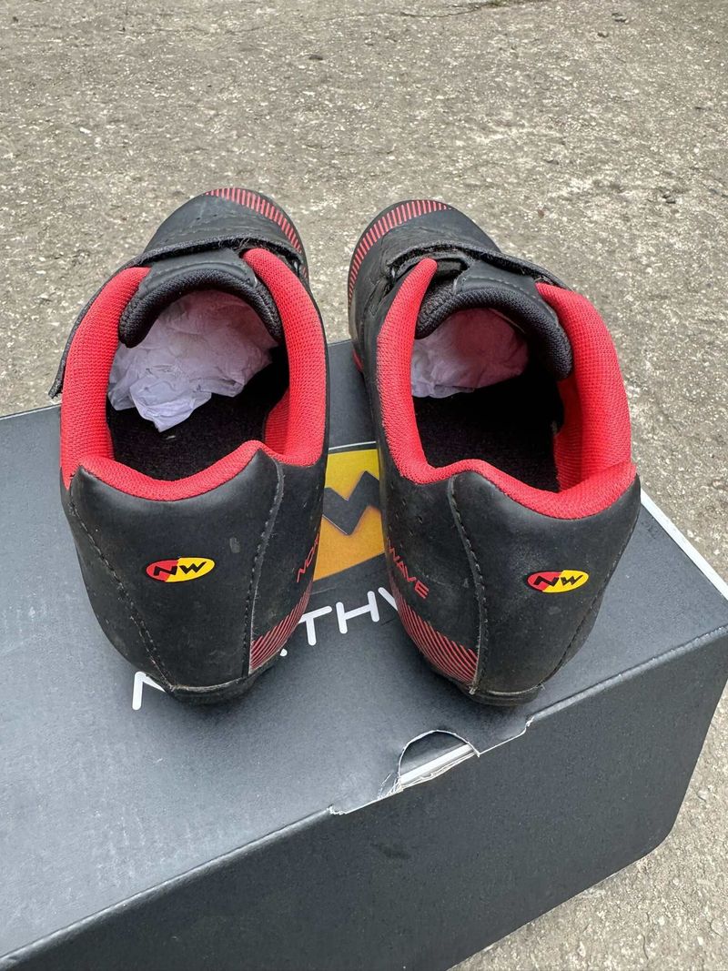 Northwave Hammer 2 vel. 36 dětské MTB tretry