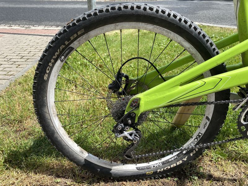 26" karbonové celoodpružené freeride kolo Cannondale MOTO rám 17"