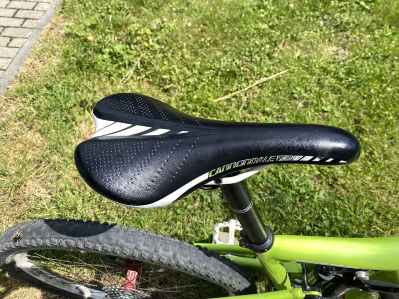 26" karbonové celoodpružené freeride kolo Cannondale MOTO rám 17"