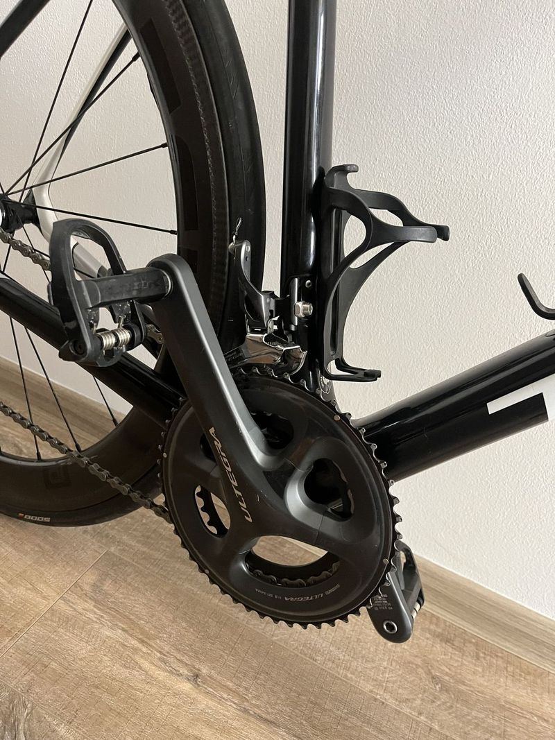 Trek Domane karbon - váha 7 kg