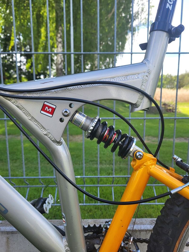 Author Basic DSX