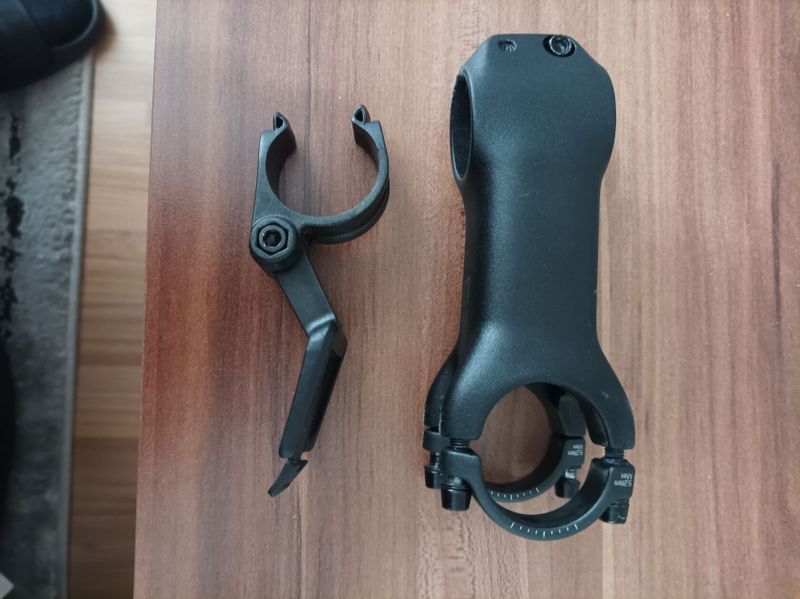 BONTRAGER Představec Bontrager Elite, 31,8 mm, 7 stupňů, 90 mm, černá+příslušenství na představec 