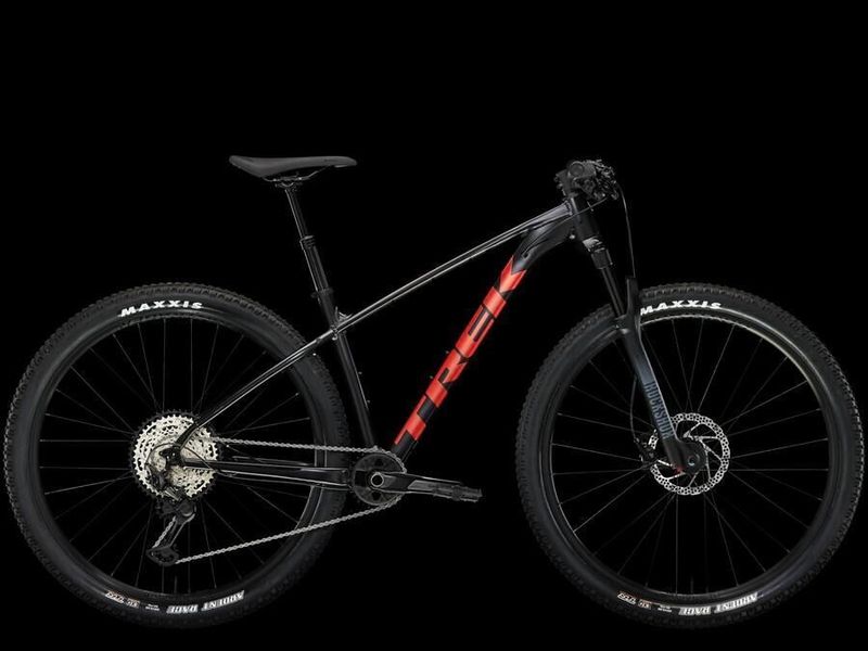TREK X-Caliber 9 2023 - Trek Black Satin - XL (29") TOP stav !!!