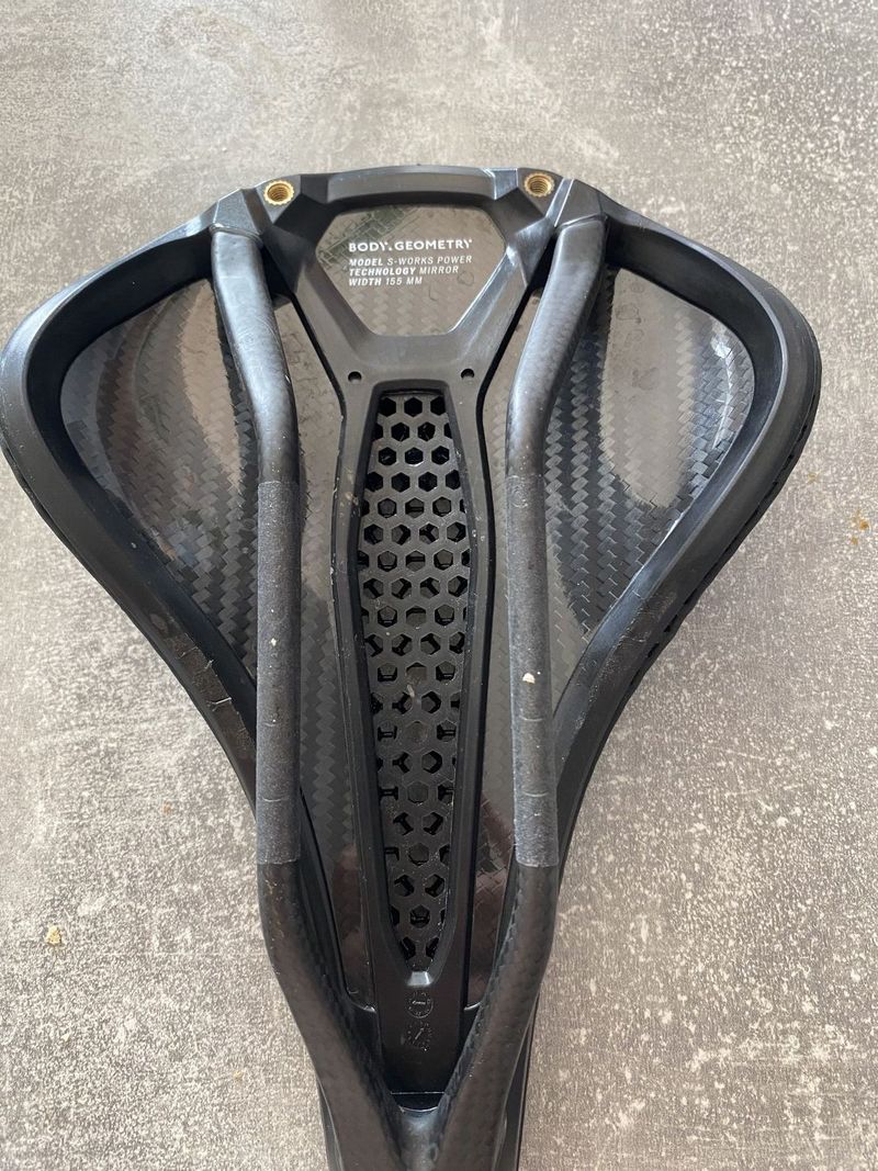 Sedlo S-works power mirror 155mm