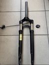 SR suntour lite 63mm 28"
