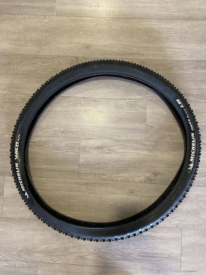Prodám plášťe Michelin wild gum-X3D TL ready 2.35 Competition Line