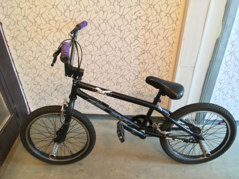 Prodám BMX kolo