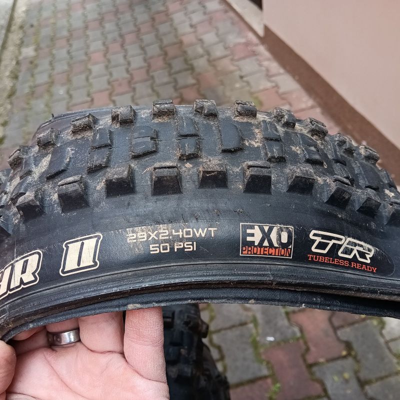 Pláště Maxxis Minion DHF a Minion DHR 