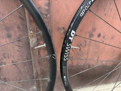 Vypletené ALU DT Swiss R470 db pevná osa Shimano