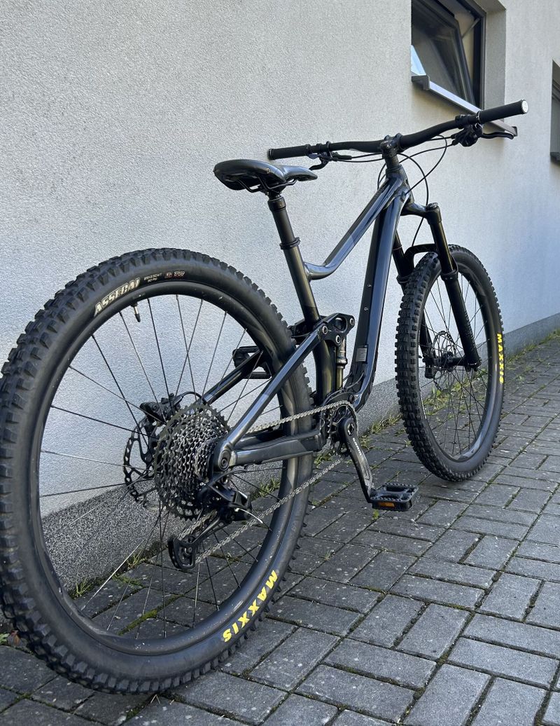 Prodám celoodpružené all mountain kolo Giant Trance X3