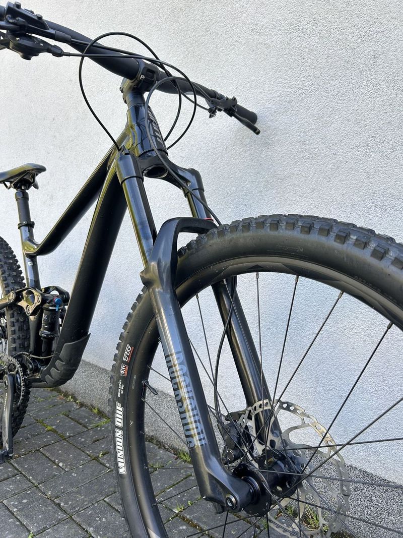 Prodám celoodpružené all mountain kolo Giant Trance X3