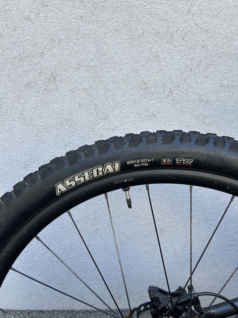 Prodám celoodpružené all mountain kolo Giant Trance X3