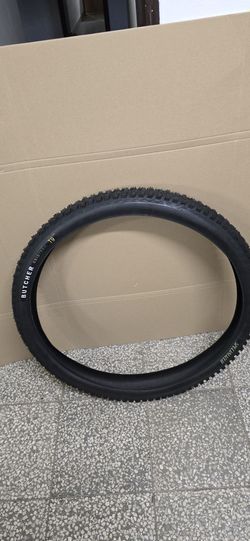 Nové pláště Specialized 29" x 2.60, 27.5. x 2.60 