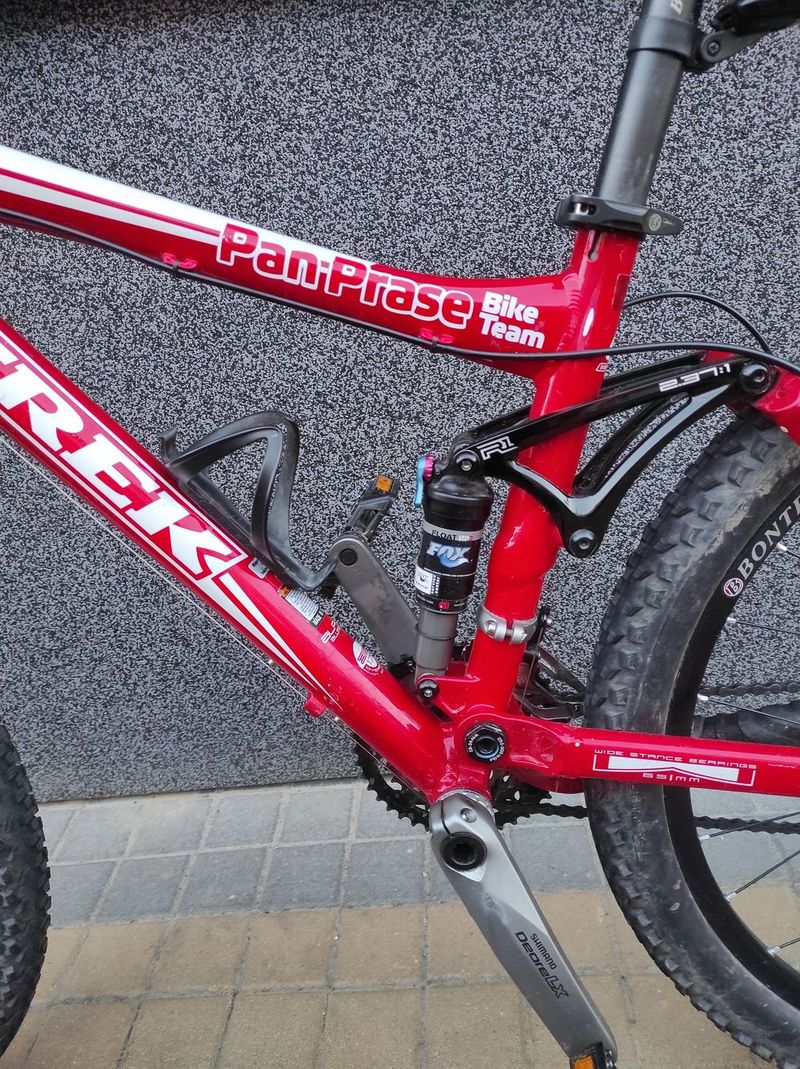 Trek Top Fuel 8 celoodpružené horské kolo (M)