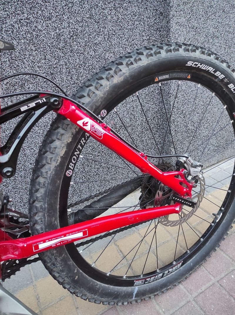Trek Top Fuel 8 celoodpružené horské kolo (M)