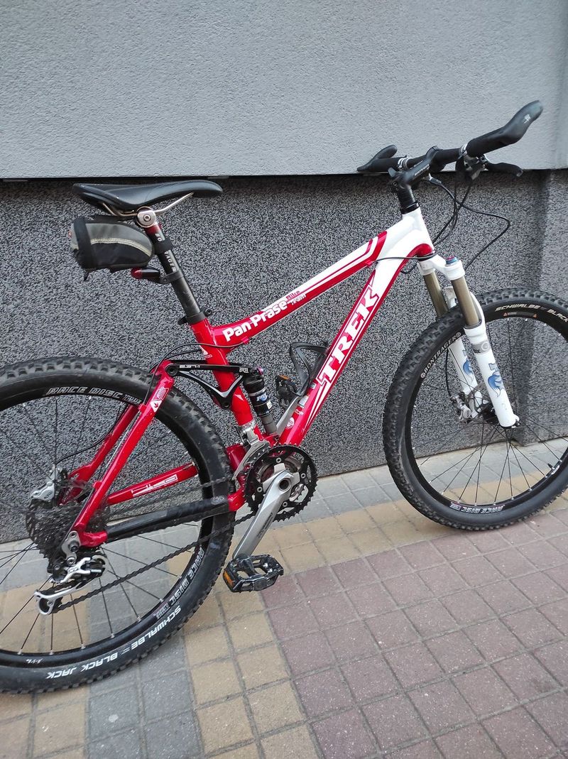 Trek Top Fuel 8 celoodpružené horské kolo (M)