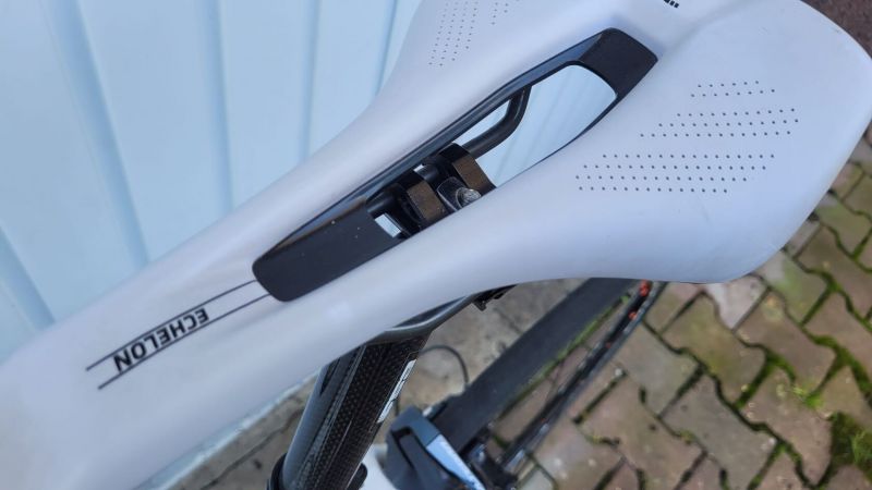 Italská raketa Bianchi Infinito CV - „Handmade in Italy”