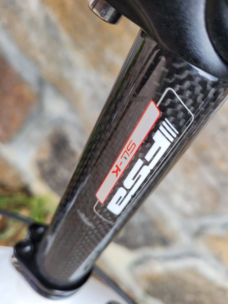 Italská raketa Bianchi Infinito CV - „Handmade in Italy”