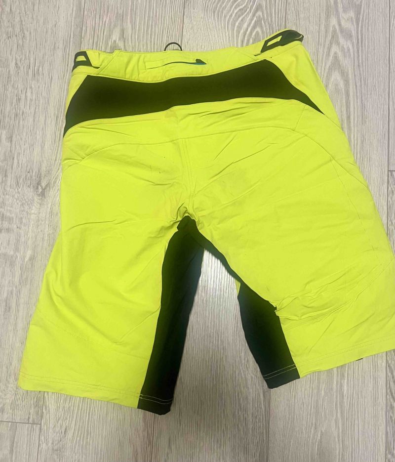 Dresy FOX, Troy Lee Design, enduro kraťasy