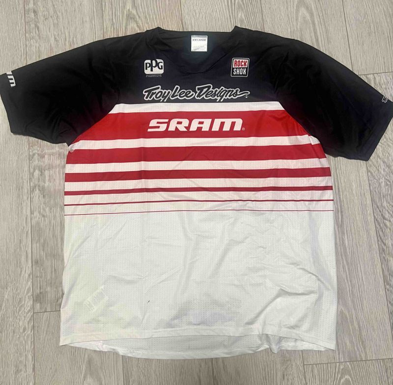 Dresy FOX, Troy Lee Design, enduro kraťasy