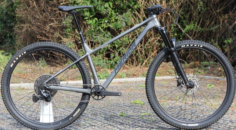 MERIDA BIG.NINE TR 600 Silk Gunmetal Grey(Black) velikost, L 