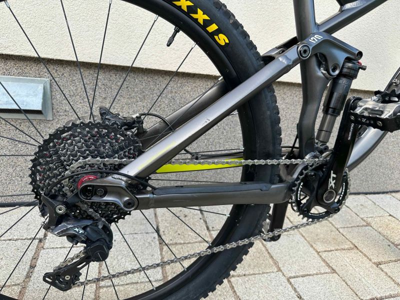 Canyon Nerve Al 27,5 vel. L 2015