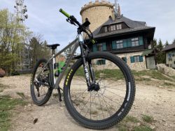 Kolo Canyon Grand Canyon 9 (2023) – velikost L, výborný stav, záruka do 2029