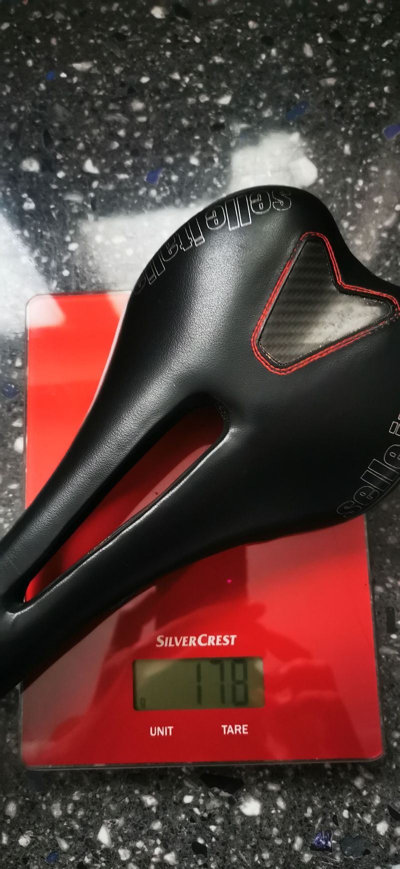 SELLE ITALIA SLR Kit Sedlo Carbonio Flow