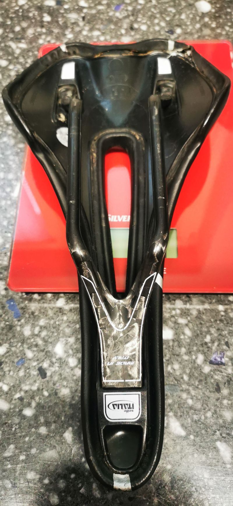 SELLE ITALIA SLR Kit Sedlo Carbonio Flow