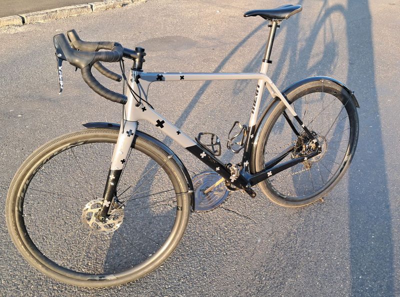 Gravel Merit Plus - XL, karbon, Sram Apex HRD 1x11s, 10-42z