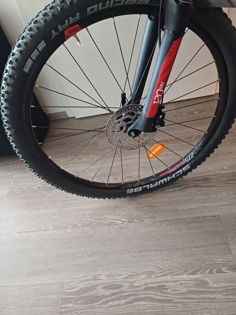 Celoodpružené kolo rockrider ST530S 