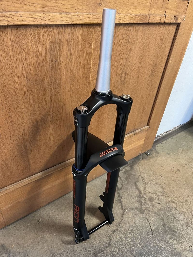 SR Suntour AION35 EVO Boost