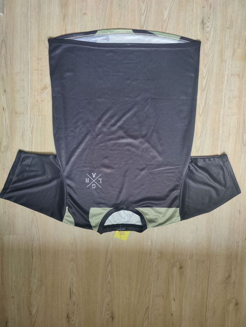 Prodám Mtb dresy 