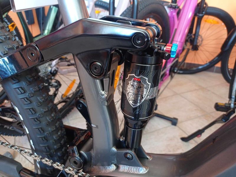 eMTB Leader Fox ARRAN, 720Wh, motor Panasonic, NOVÝ