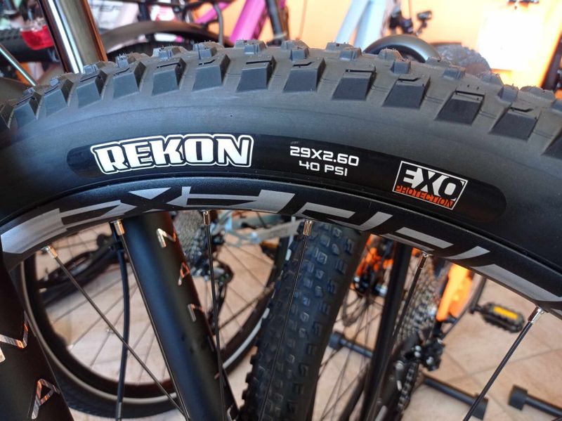 eMTB Leader Fox ARRAN, 720Wh, motor Panasonic, NOVÝ