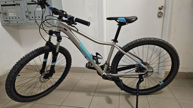 Dámské horské kolo Cube