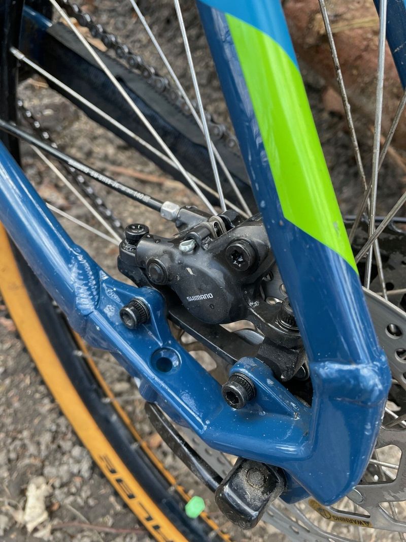Horské kolo CUBE Aim Race blueberry"n"lime 2021