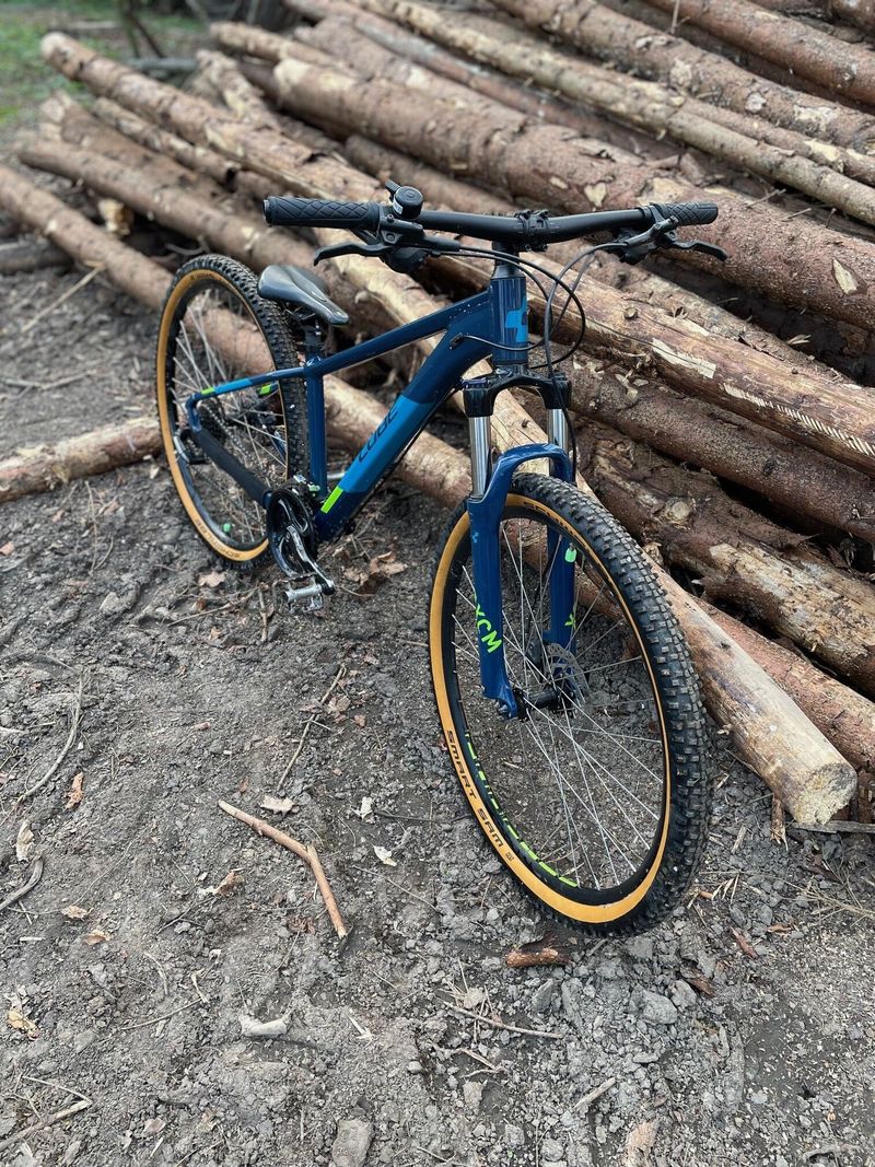 Horské kolo CUBE Aim Race blueberry"n"lime 2021
