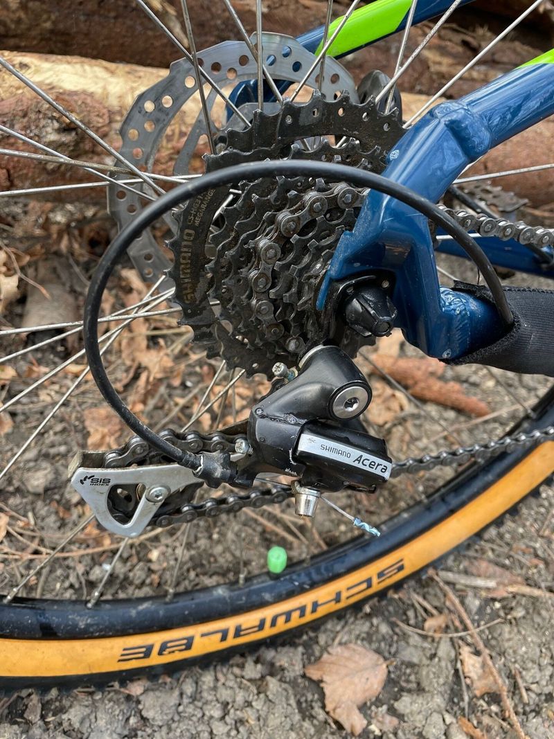 Horské kolo CUBE Aim Race blueberry"n"lime 2021